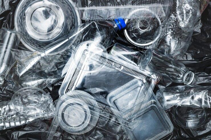 6 Vantagens do Plástico Transparente Grosso para Seu Negócio